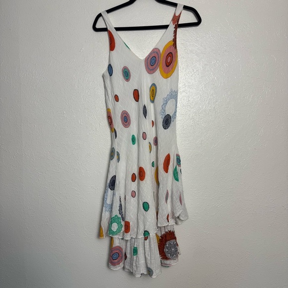 Asymmetrical‎ White Dress with Colorful Dots - Picture 6 of 6